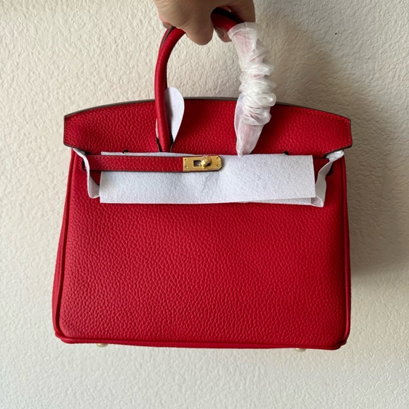 Red Pebble Leather 25 Doctor's Satchel Bag w/ Lock Key Gold HW B13 - Picture 9 of 12